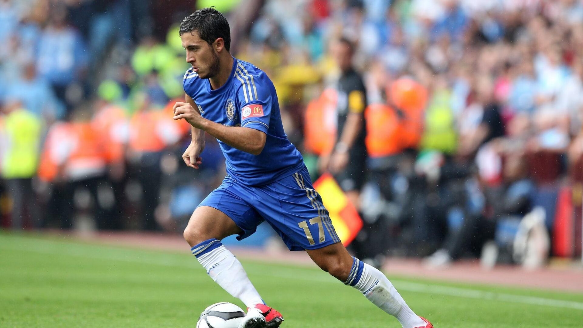 雄鹿带队取胜!,Doinb重要时刻锐不可当观众掌声雷动